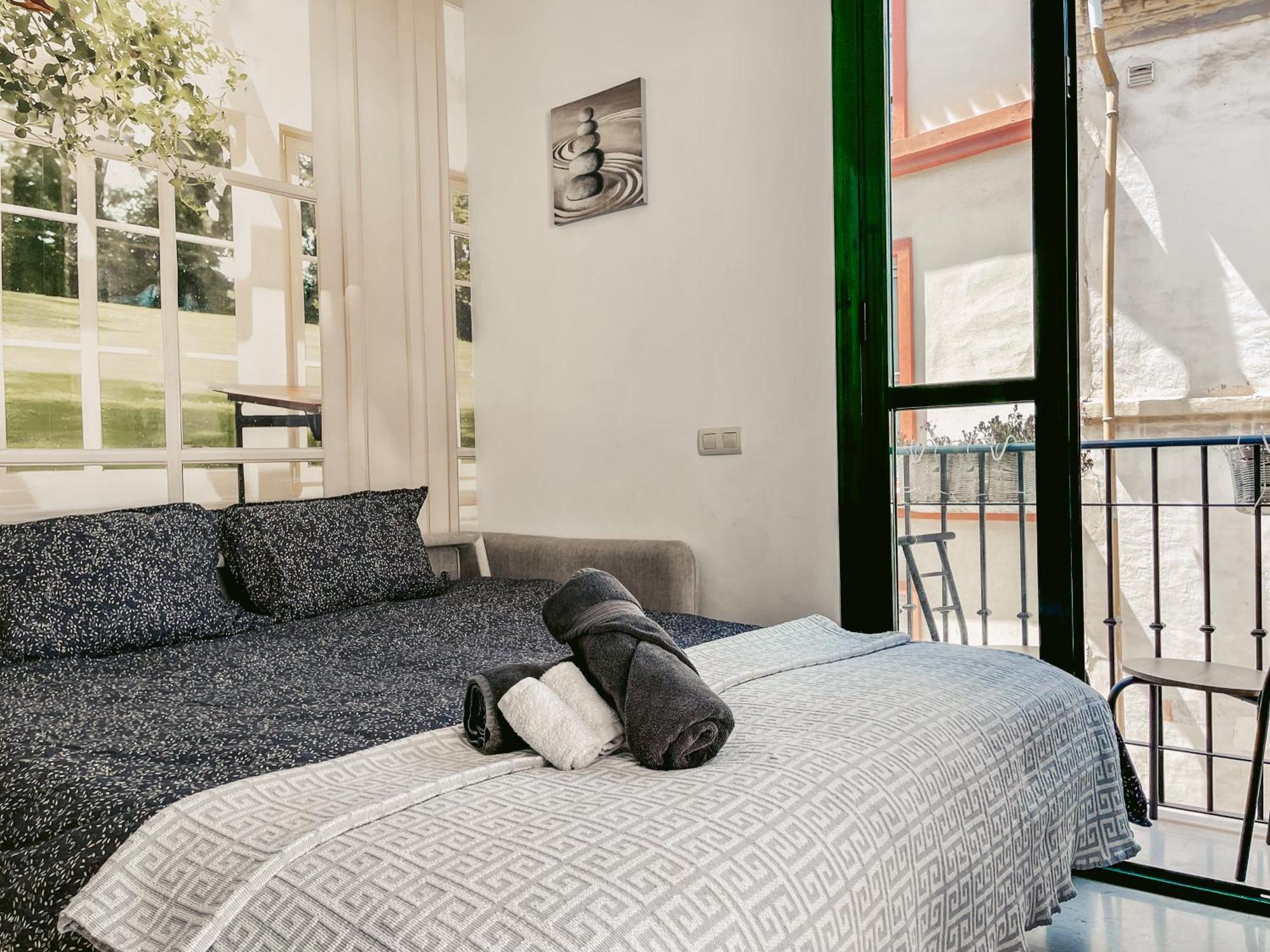 Harmony Free Garage Shared Roof Terrace Apartment *